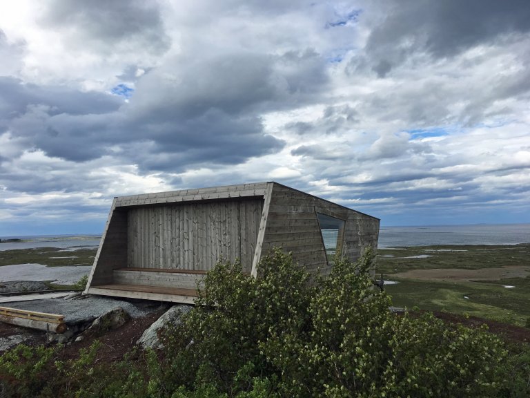 Gapahuk på Leka